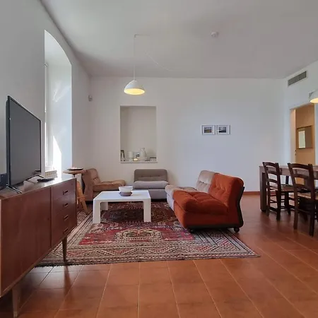 Baywatch - Via Perarolo 8 Appartement Trieste